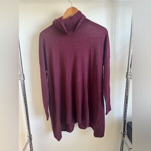 EILEEN FISHER Women's Burgundy Sweater.